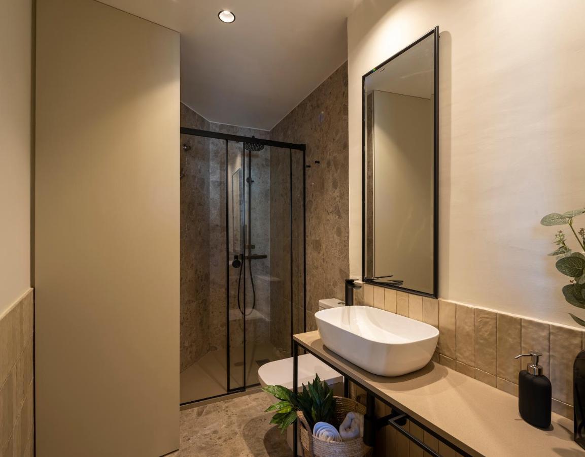 Home4U, Plaza Nueva 1 กรานาดา ภายนอก รูปภาพ